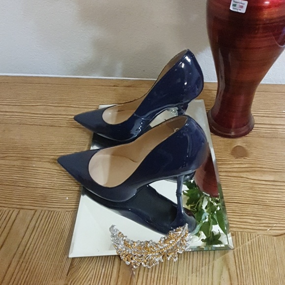 Shoes - Picture 2 of 3